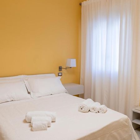 A Casa Dei Miei Hotel San Pietro Vernotico Exterior foto
